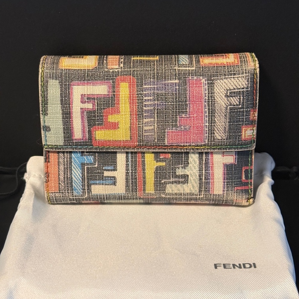 FENDI ZUCCA MULTICOLOR TRIFOLD WALLET & DUST BAG VGUC